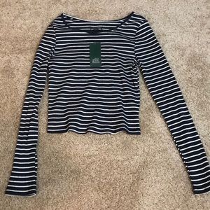 Long sleeve tee-shirt